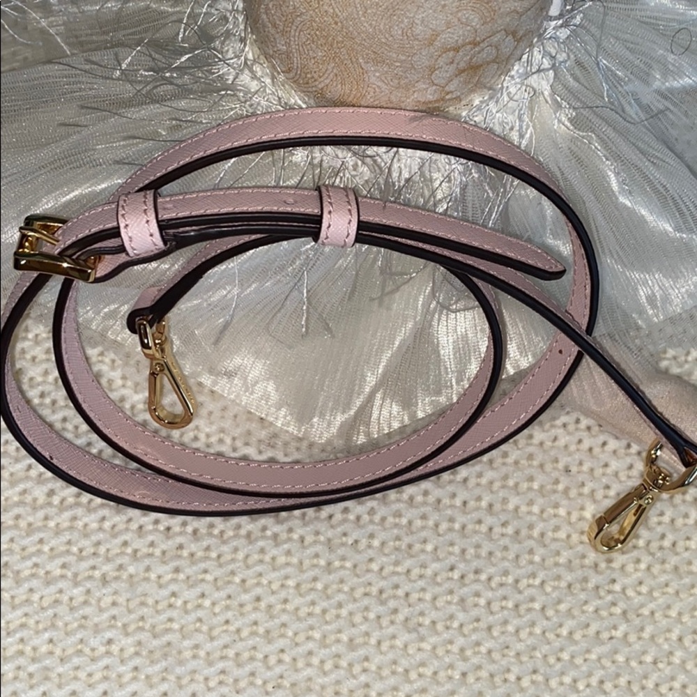 *SOLD*MICHAEL MICHAEL KORS Sandrine Stud Leather T - Picture 8 of 14